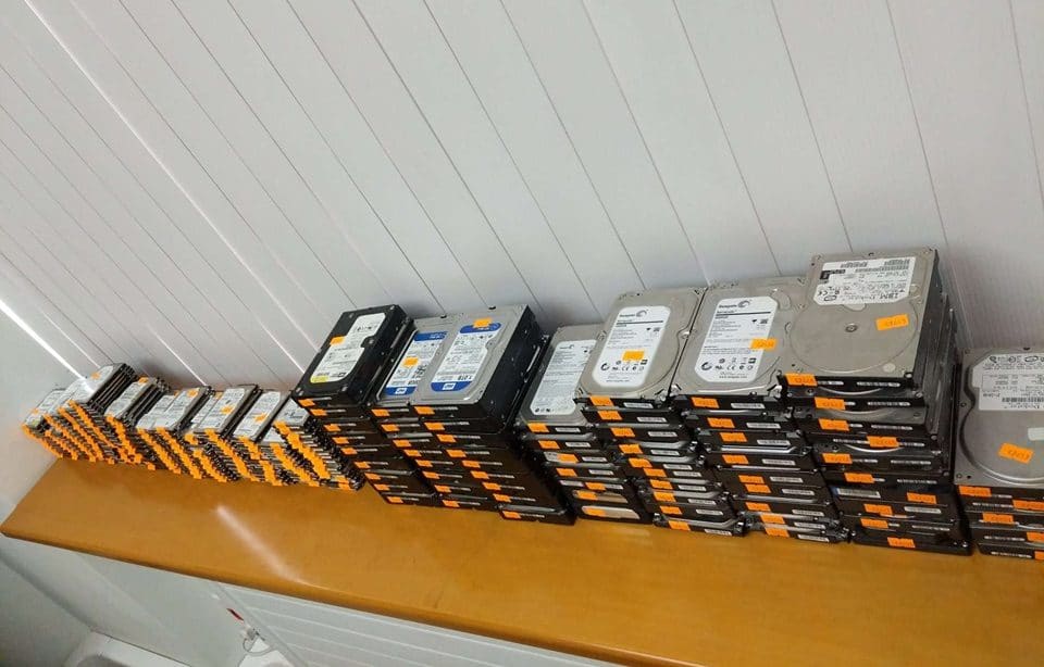 Hard disk Stock for Data recovery !